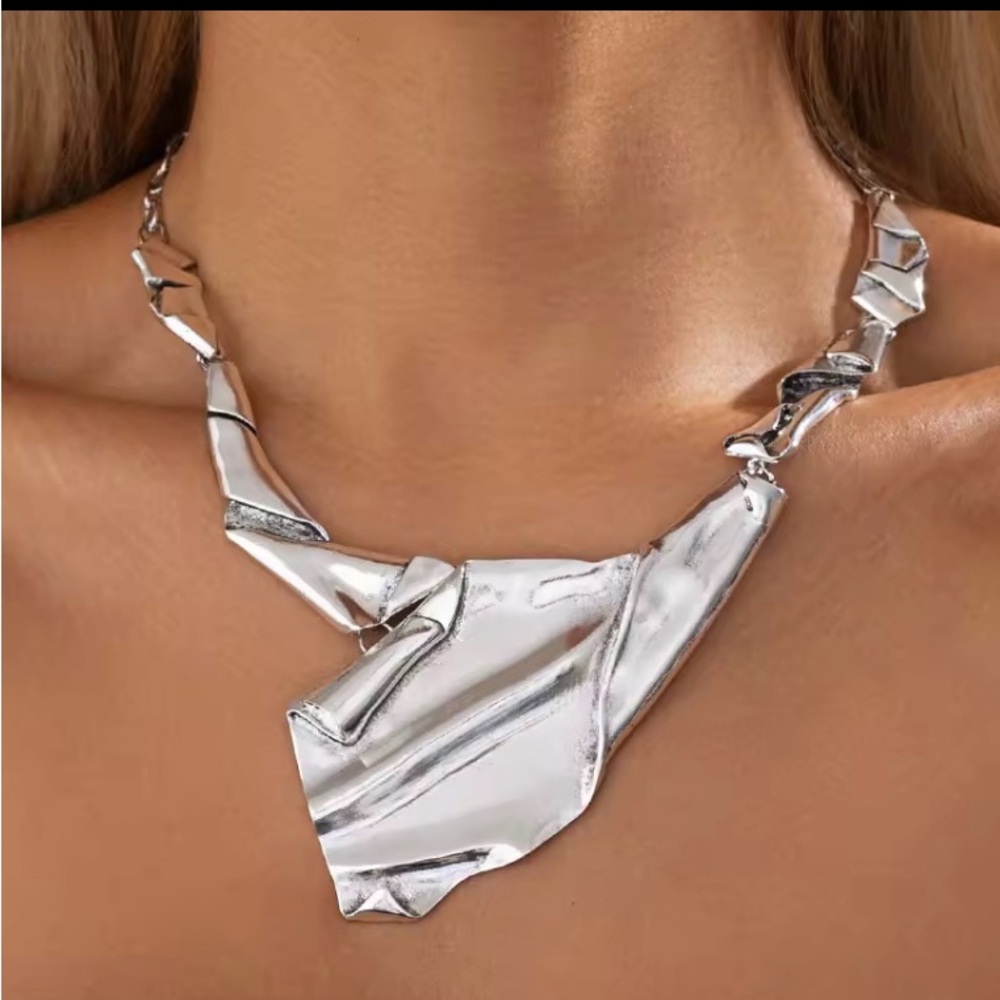 NWT Necklace Silver Panel Crumpled Molten Metal Statement Brutalist Brut AU015